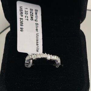 Uniquely Sculpted Moissanite Band w/ an Elegant Curved Silhouette size 5